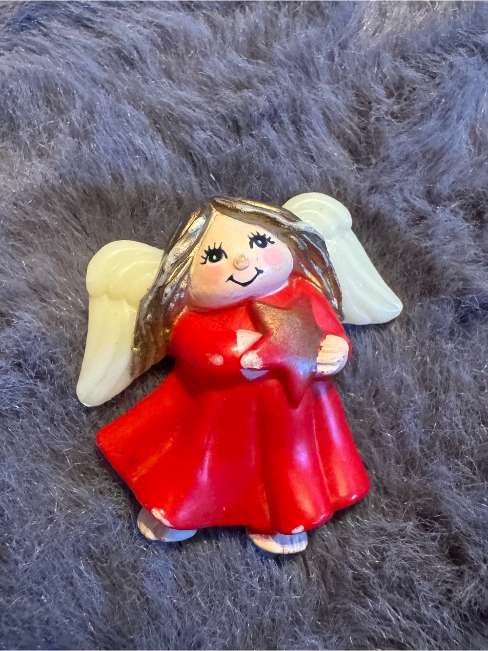 Vintage‎ Angel Holding a Star Brooch Fun World Christmas Lapel Pin